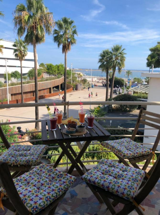 Apartment Beautiful Flat With Balcony And Sea View