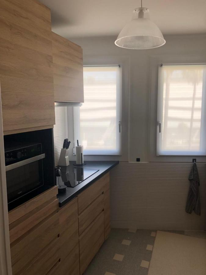 Beautiful Flat With Balcony And Sea View